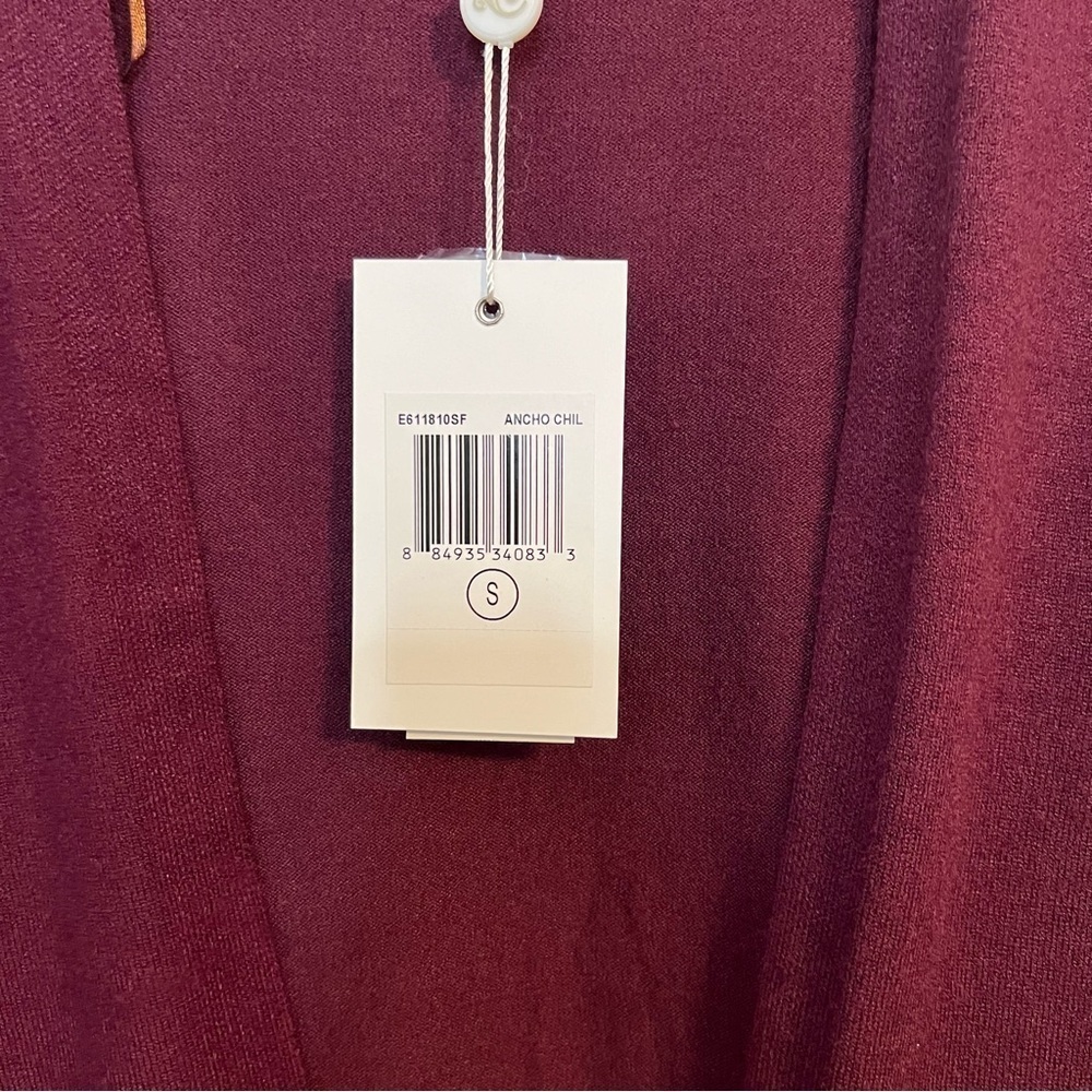 Evolution by Cyrus Women’s maroon cardigan size Small and Medium NWT - Picture 7 of 8